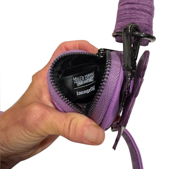 Loungefly Killer Klowns Popcorn Crossbody purse - Picture 4 of 10